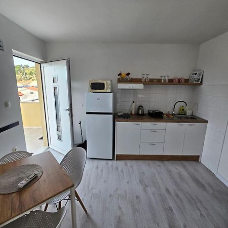 Apartmani Alma Подгора Екстер'єр фото