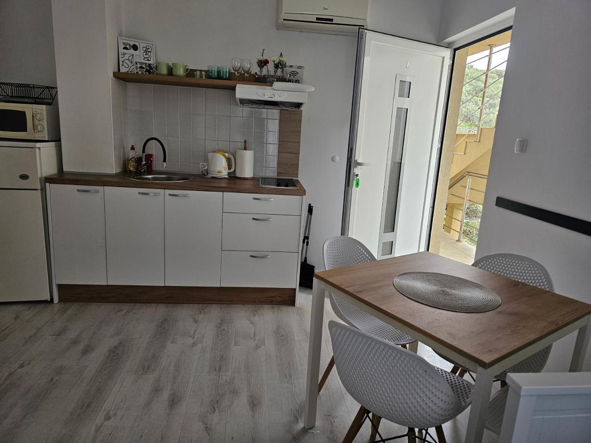 Apartmani Alma Подгора Екстер'єр фото